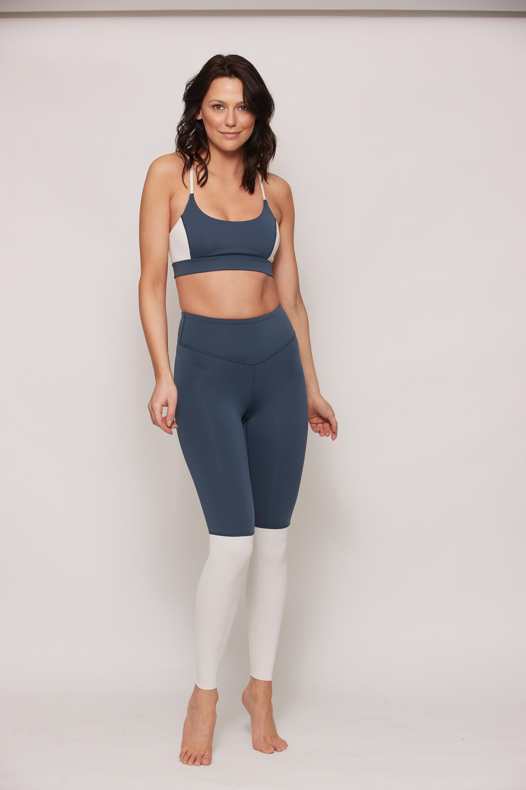 Legging DIVIDE coloris Bleu Nuit/ Blanc Alyssum