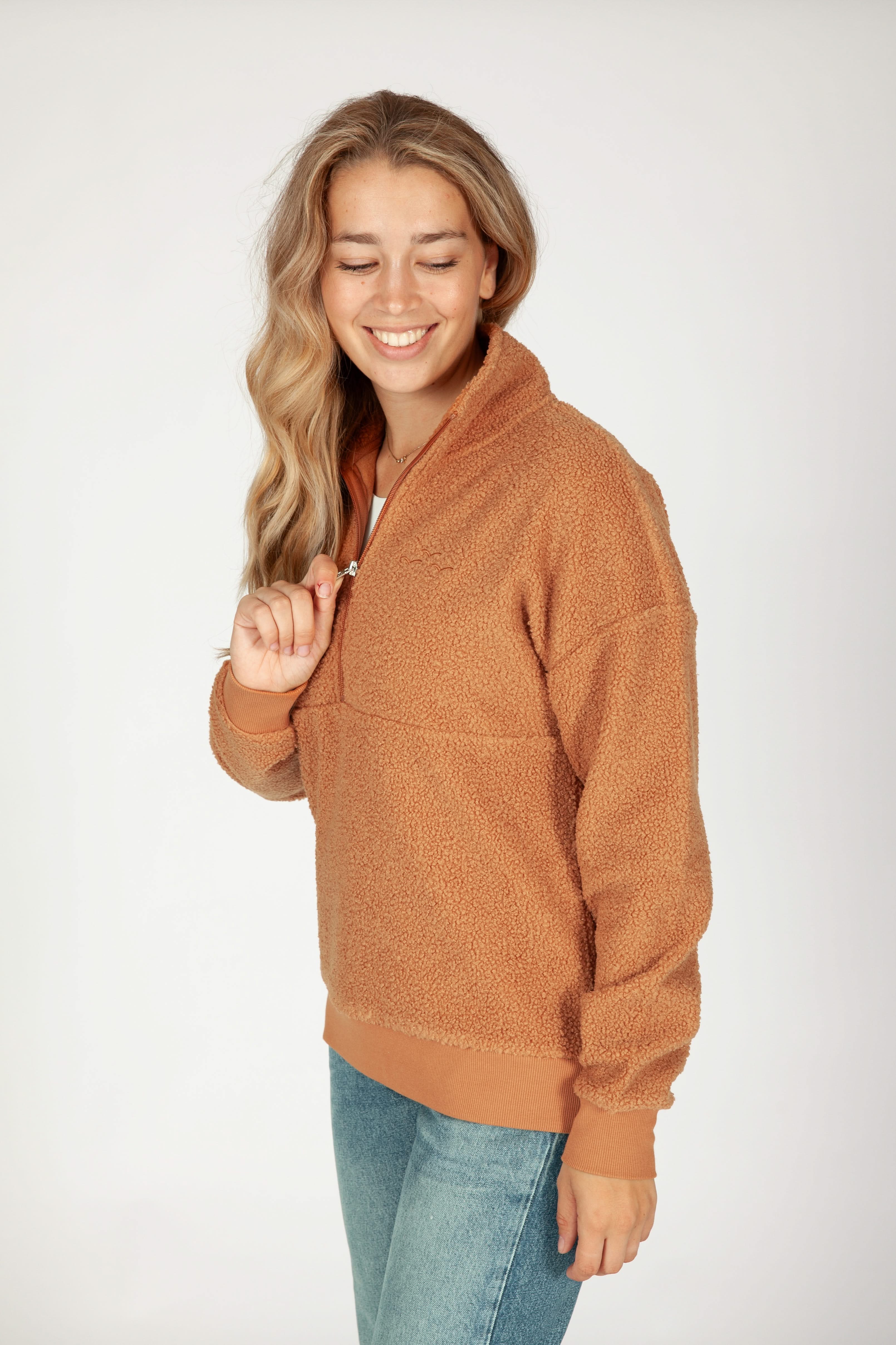 Pull Steph Sherpa oversize cosy-chic Biscuit